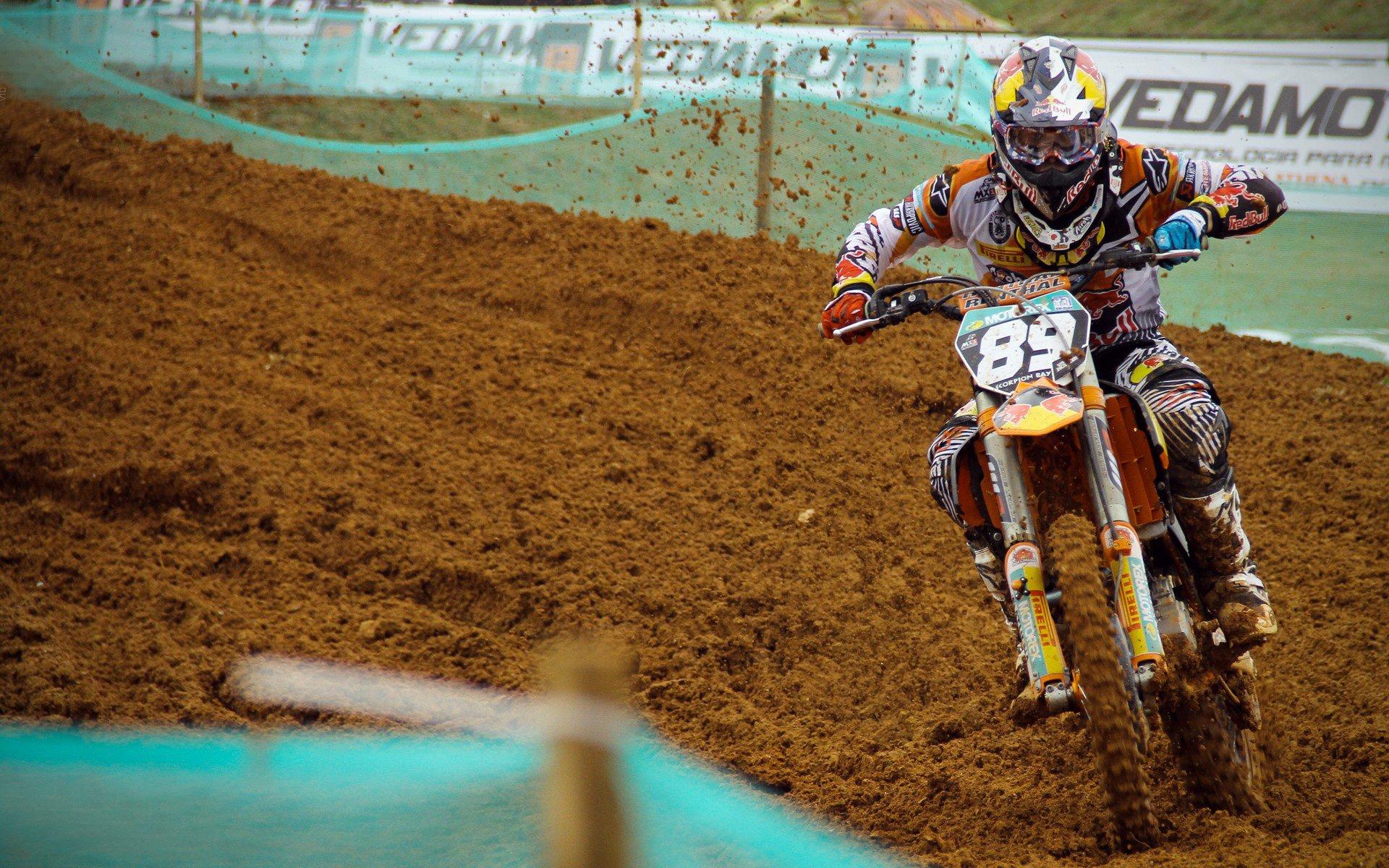 贝弗利回怼记者,要不你来试试防守杜兰特?