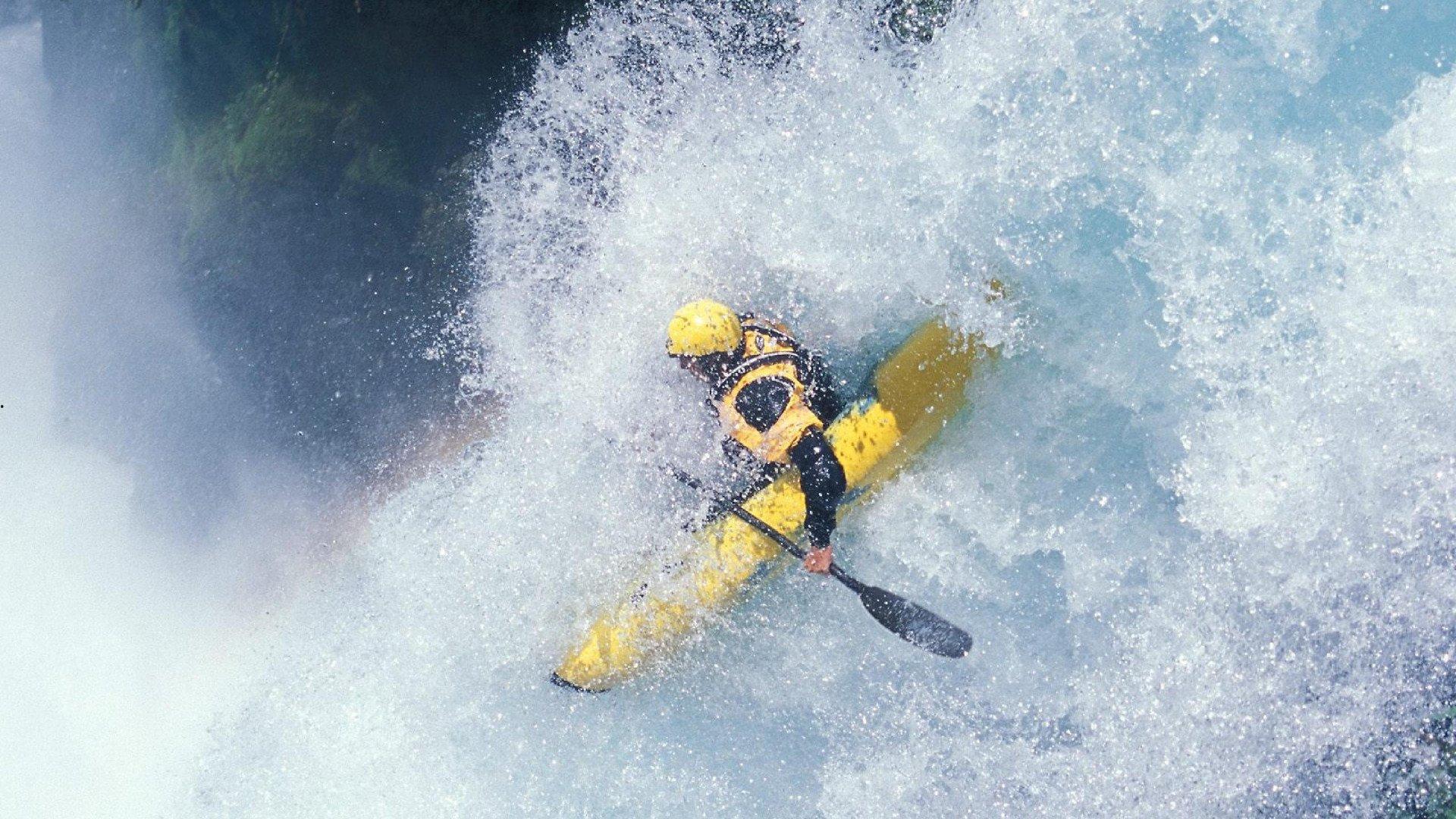 前队友惊叹，训练场上的魔法！尼科-帕斯连续十记倒钩破门，预言其必成顶级巨星